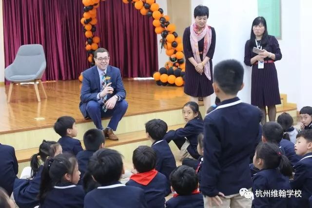  With elementary school students at a school in Hangzhou that has strong ties to Jack Ma’s Alibaba, China’s answer to Amazon.com 