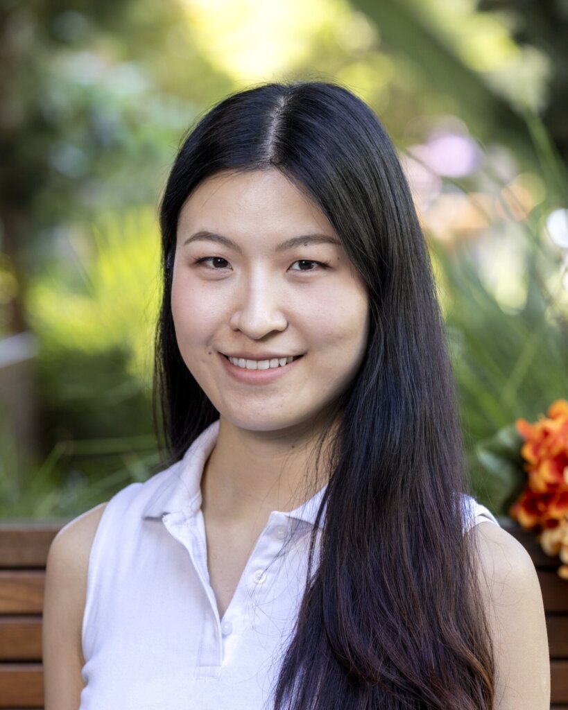 Connie Shen | 沈康宁, Teacher