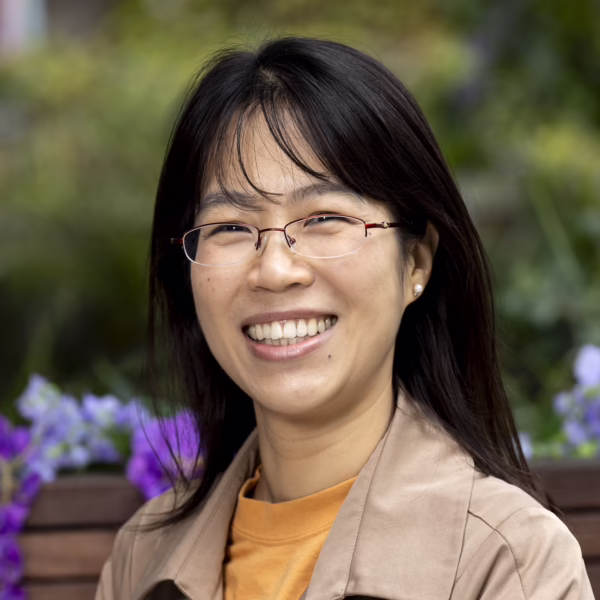 Esther Huang | 黄影红, Teacher
